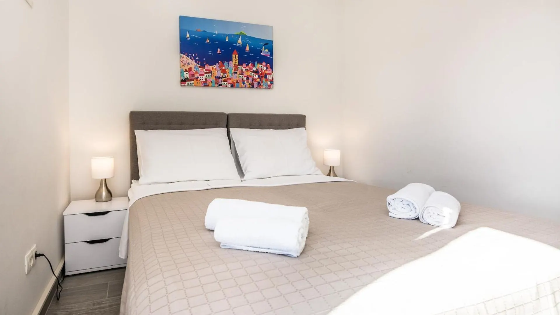 Ferienhaus Genster - Holiday Home Mirna Vir Kroatien