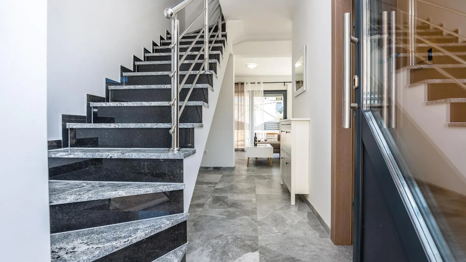 Ferienhaus Genster - Holiday Home Mirna Vir Kroatien