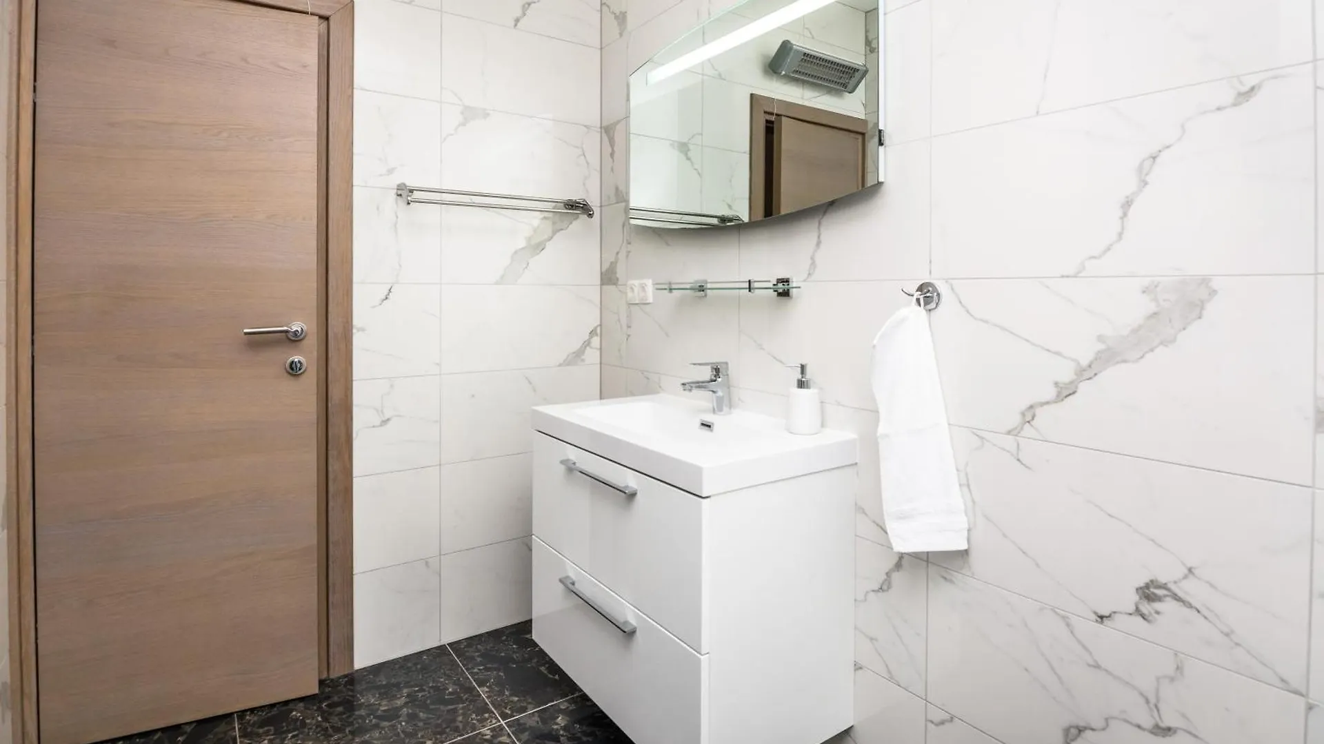 Ferienhaus Genster - Holiday Home Mirna Vir Kroatien